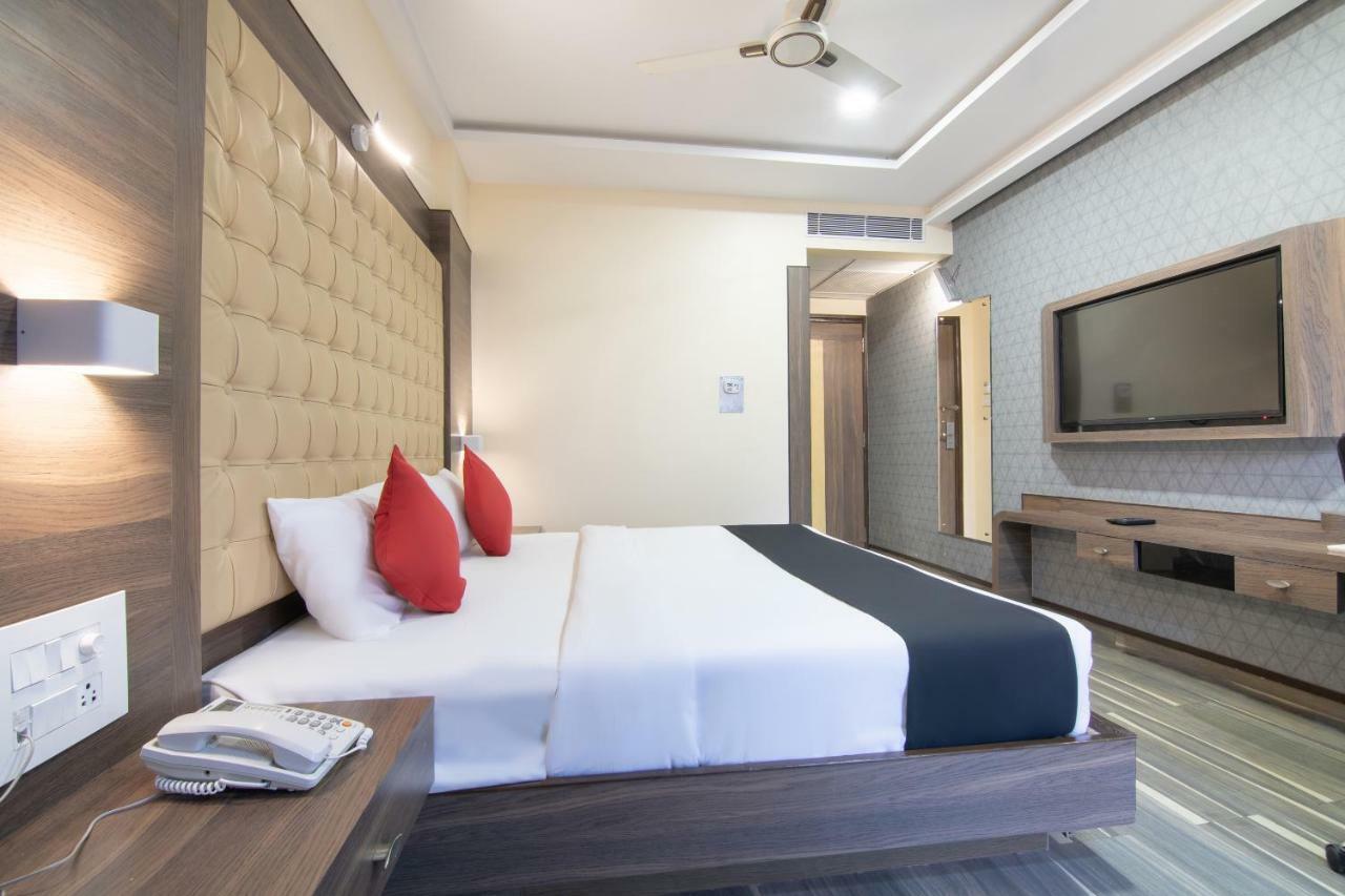Capital O 18788 Phoenix Hotel & Resort Bangalore Exterior foto