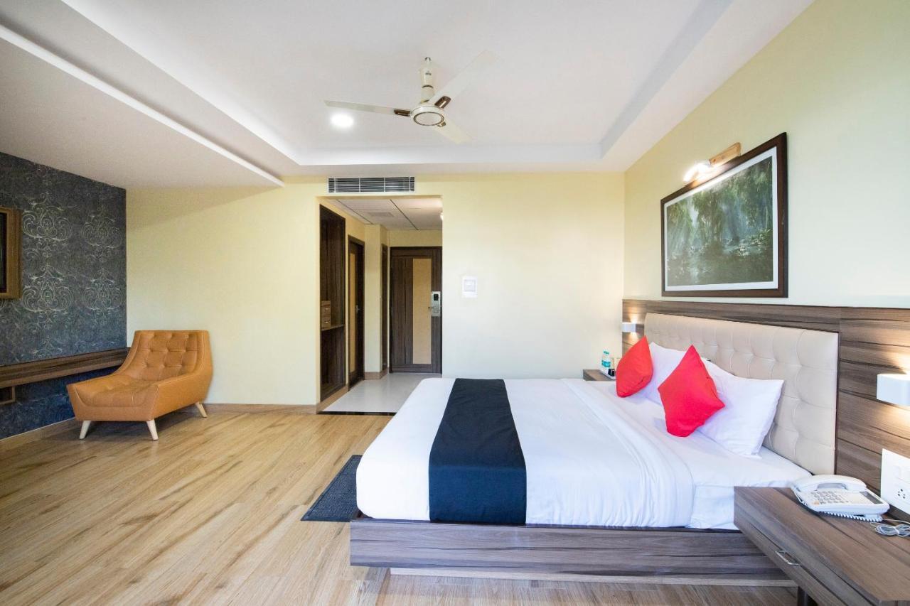 Capital O 18788 Phoenix Hotel & Resort Bangalore Exterior foto